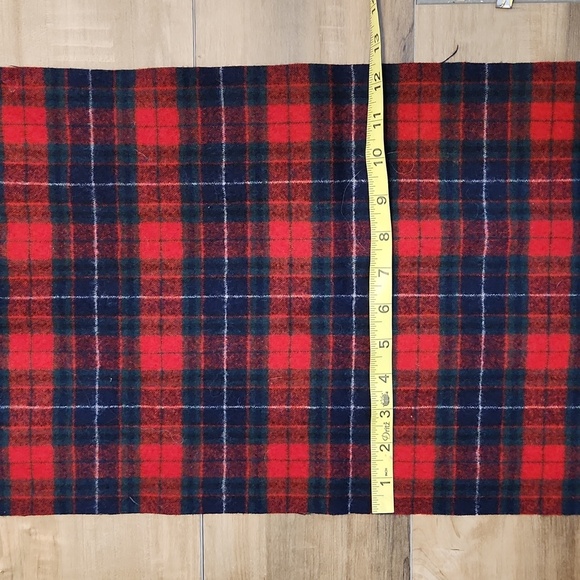 Red blue green and white plaid scarf - Picture 4 of 6